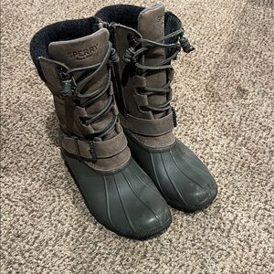 Sperry Dark Tan and Gray Boots
